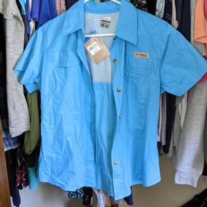 Columbia Women's Shirt Size Large